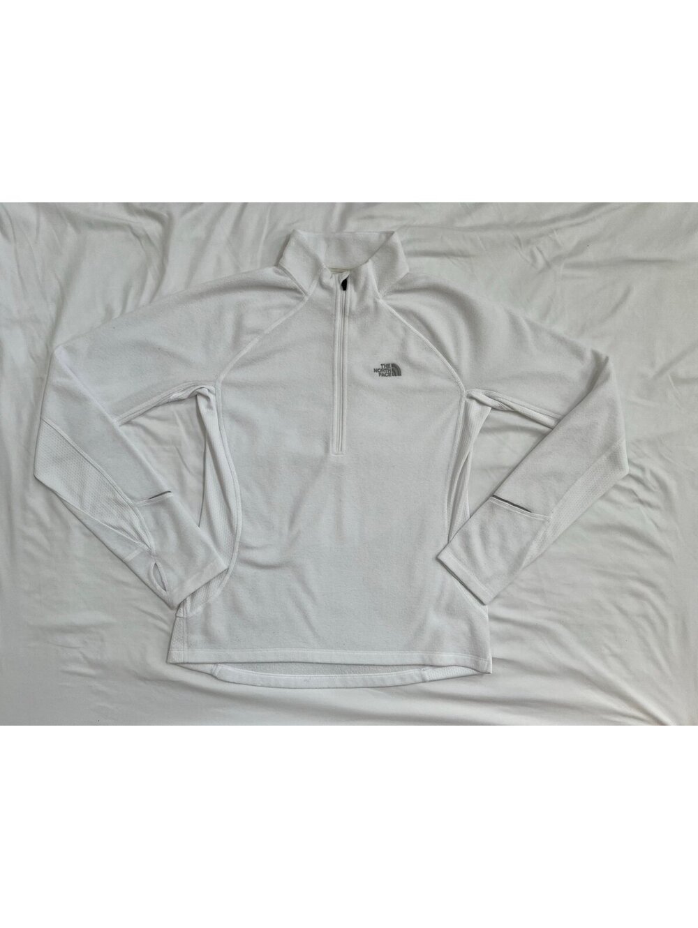 The North Face women’s size M white flight series 1/4 zip fleece pullover